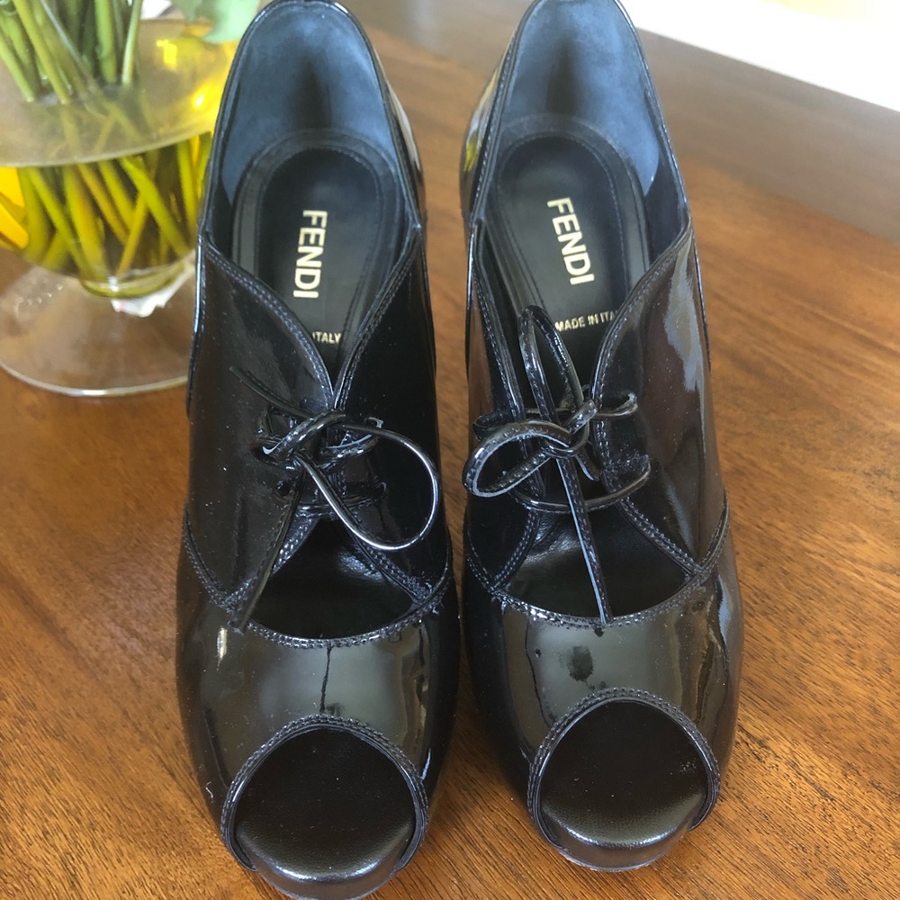 Holiday Sale‼️ Authentic Fendi shoes